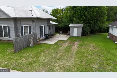 212 N Caswell, Glennville, GA 30427 - Photo 13