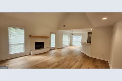 685 Washington Drive, Jonesboro, GA 30238 - Photo 5
