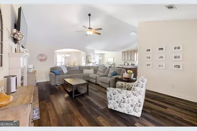 802 Brandon Drive, Winder, GA 30680 - Photo 5
