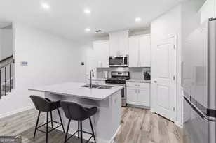 5321 Glade Park Dr, Lilburn, GA 30047 - Photo 11