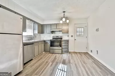 538 Wexwood Drive, Riverdale, GA 30274 - Photo 11