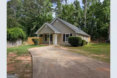 166 Crystal Brook, Griffin, GA 30223 - Photo 1