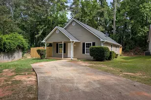 166 Crystal Brook, Griffin, GA 30223 - Photo 1