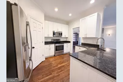 2298 Camden Drive SW, Marietta, GA 30064 - Photo 9