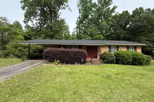 133 Alton Dr, Lagrange, GA 30241 - Photo 1