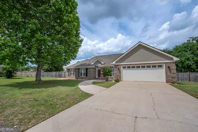 107 Blackberry Lane, Warner Robins, GA 31093 - Photo 3