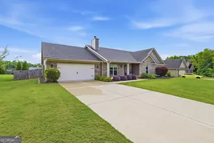 432 Lake Vista Dr, Jefferson, GA 30549 - Photo 3