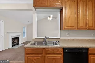 221 Fairview Point, Ellenwood, GA 30294 - Photo 15