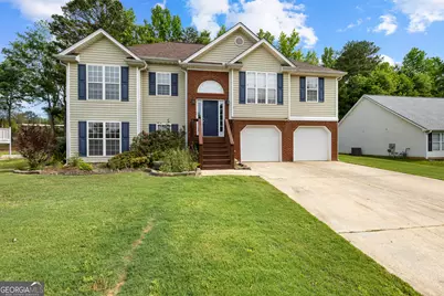 205 Clarion Drive, Carrollton, GA 30116 - Photo 1