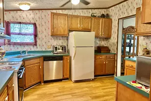 260 Lakey Ln, Cornelia, GA 30531 - Photo 7