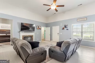 370 Springwater Way, Bremen, GA 30110 - Photo 7