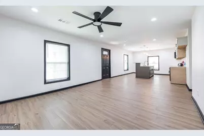 404 Benjamin St, Fort Valley, GA 31030 - Photo 5