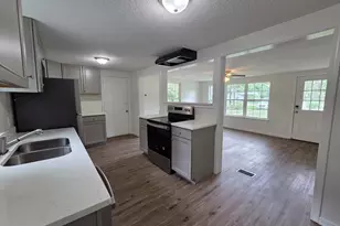 860 Martin Luther King Jr Blvd, Kingsland, GA 31548 - Photo 3