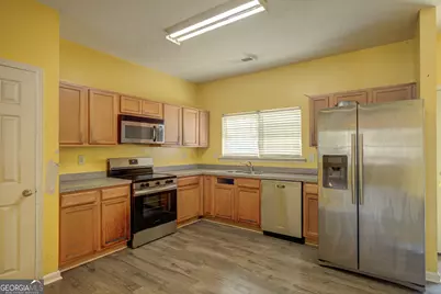 317 Commons Drive, Jonesboro, GA 30236 - Photo 9