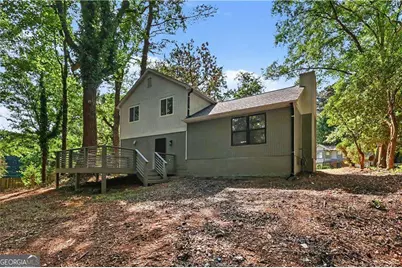 1027 Mainstreet Lake Drive, Stone Mountain, GA 30088 - Photo 27