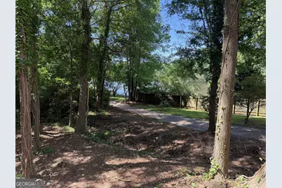 1027 Mainstreet Lake Drive, Stone Mountain, GA 30088 - Photo 31