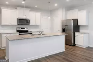 11722 Chatham Dr, Hampton, GA 30228 - Photo 3