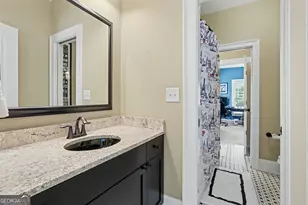 1390 Thomas Rd, Decatur, GA 30030 - Photo 29