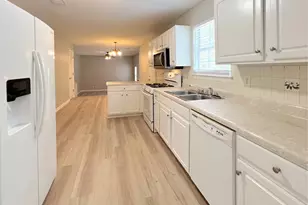 5983 Hitt Lake Trail, Stone Mountain, GA 30087 - Photo 11