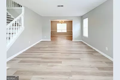 5983 Hitt Lake Trail, Stone Mountain, GA 30087 - Photo 5