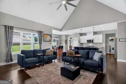 206 Lagoon Street, Lagrange, GA 30241 - Photo 13