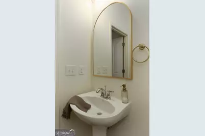 7280 Glisten Avenue, Atlanta, GA 30328 - Photo 11