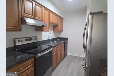1201 Old Hammond Chase, Sandy Springs, GA 30350 - Photo 3