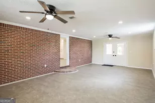 407 Pineview Dr, Waycross, GA 31501 - Photo 13