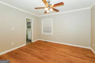 1752 Laurelwood Dr SW, Atlanta, GA 30311 - Photo 9