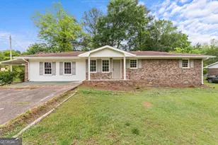 122 Carroll Cir, Carrollton, GA 30117 - Photo 3