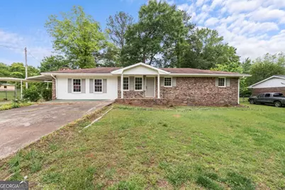 122 Carroll Circle, Carrollton, GA 30117 - Photo 1