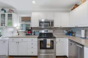 1925 Lakeview Summit Dr, Young Harris, GA 30582 - Photo 13