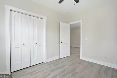 211 Jenks Street, Savannah, GA 31415 - Photo 17