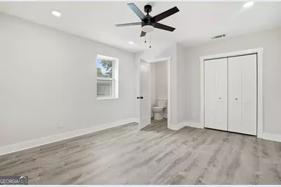 211 Jenks Street, Savannah, GA 31415 - Photo 9