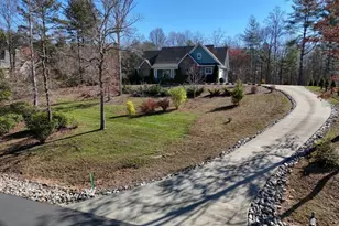 731 Owen Vista Dr, Blairsville, GA 30512 - Photo 1
