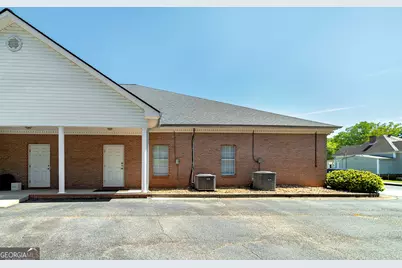 261 Brookwood Avenue #D, Jackson, GA 30233 - Photo 9