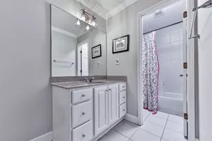 25104 Plantation Dr NE, Atlanta, GA 30324 - Photo 13