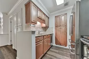 25104 Plantation Dr NE, Atlanta, GA 30324 - Photo 5