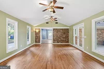 2109 Shady Lane, Tucker, GA 30084 - Photo 19