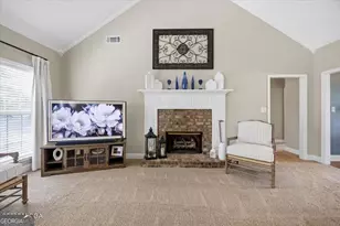 411 Dixieland Dr, Byron, GA 31008 - Photo 7