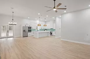 2021 Sparrow Ln, Blackshear, GA 31516 - Photo 11