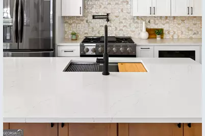 1348 Finley Street, Atlanta, GA 30307 - Photo 5