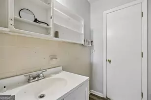 1416 Lee St, Brunswick, GA 31520 - Photo 9