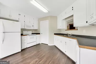 2001 Big Cypress Lane, Locust Grove, GA 30248 - Photo 13
