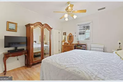 702 E 32nd Street, Savannah, GA 31401 - Photo 11