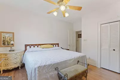 702 E 32nd Street, Savannah, GA 31401 - Photo 13