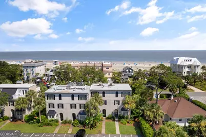 1035 Beachview Drive #19, Saint Simons, GA 31522 - Photo 1