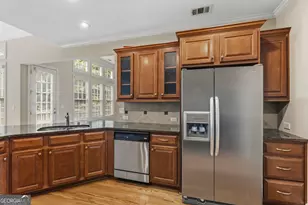 1032 Willowood Ln SW, Atlanta, GA 30331 - Photo 13