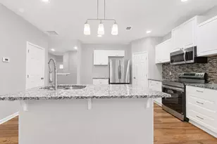 7811 Rock Rose Ln, Fairburn, GA 30213 - Photo 5