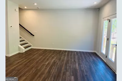 2686 Creek View Terrace NW, Atlanta, GA 30318 - Photo 15